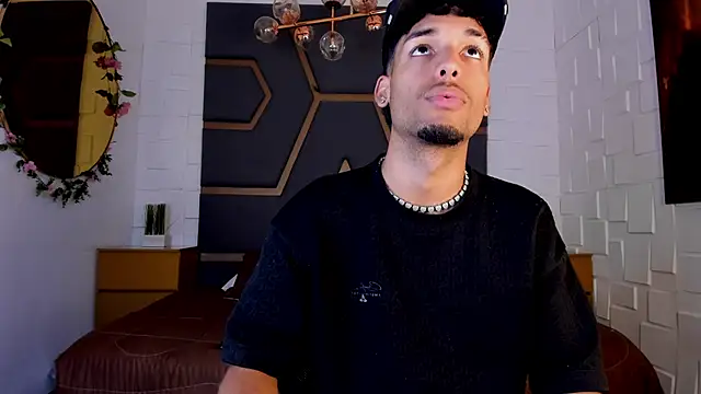 Thiagoferreti online show from 12.02.25