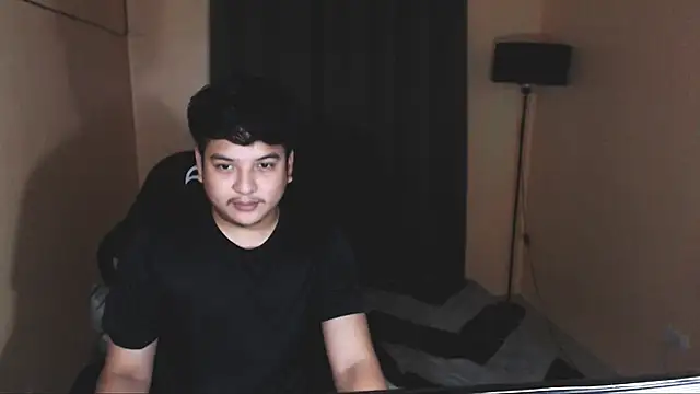 Snapshot of Prince_Killian chatting on 10.01.25 Prince Killian online show from 10.01.25