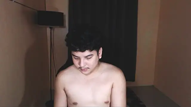 Snapshot of Prince_Killian chatting on 11.05.25 Prince Killian online show from 11.05.25