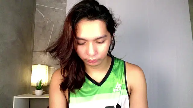 Hoelymorri online show from 10.03.25