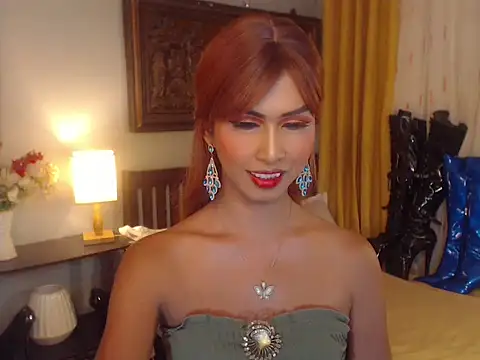 Nathalieheartt online show from 09.25.25