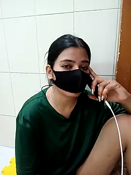 Snapshot of Hot_Jaanvi_ chatting on 09.13.25 Hot Jaanvi online show from 09.13.25