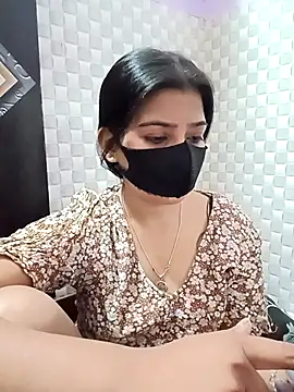 Snapshot of Hot_Jaanvi_ chatting on 10.30.25 Hot Jaanvi online show from 10.30.25