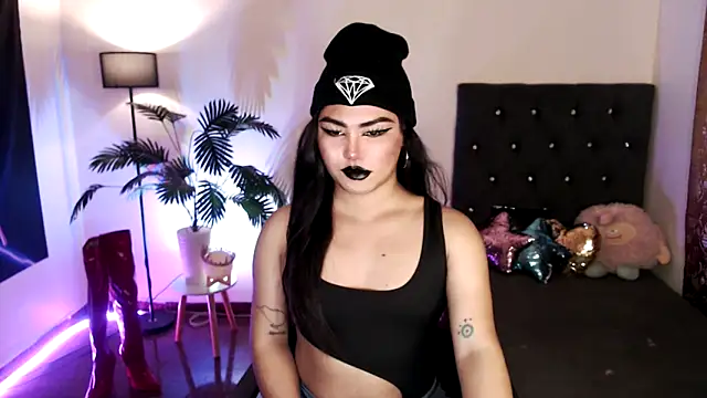 Unique Maya online show from 03.02.26