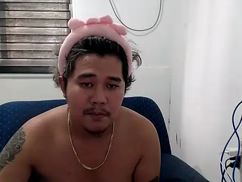 Snapshot of tastylicious_John19 chatting on 11.14.25 tastylicious John19 online show from 11.14.25