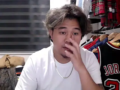 Snapshot of tastylicious_John19 chatting on 12.15.25 tastylicious John19 online show from 12.15.25