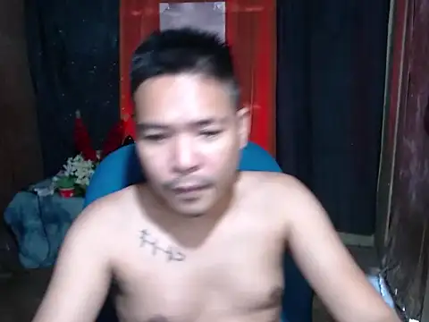 Snapshot of MANIACasianX chatting on 02.10.26 MANIACasianX online show from 02.10.26