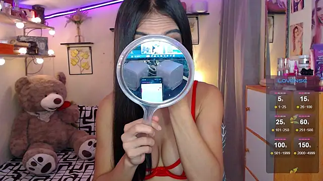 izabella moore online show from 05.17.26