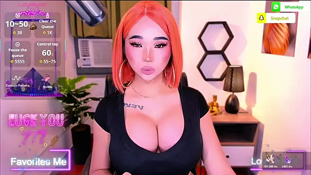 TriciaCumLoader online show from 03.25.26