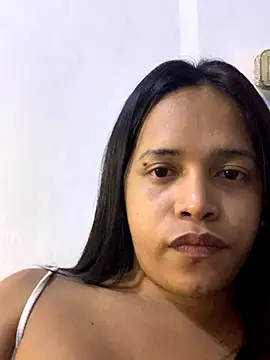 Snapshot of Lorainnelustts chatting on 09.27.25 Lorainnelustts online show from 09.27.25