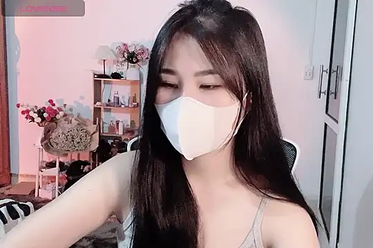 Snapshot of ___Daisy___ chatting on 10.12.25 Daisy online show from 10.12.25