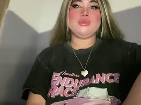 Naughtyrosecum online show from 11.06.25