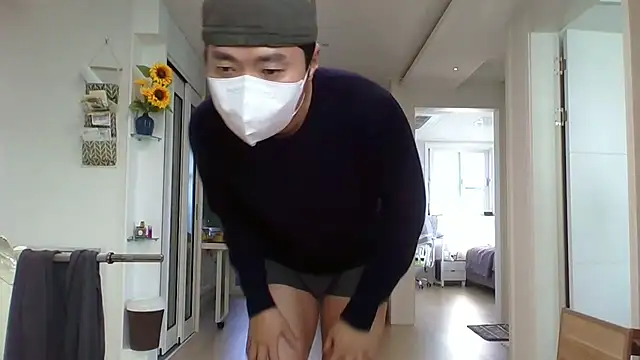 Snapshot of _kinggun_ chatting on 11.22.25 kinggun online show from 11.22.25