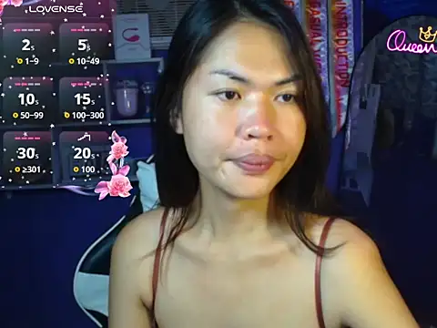 Snapshot of urgirljane chatting on 07.08.26 urgirljane online show from 07.08.26