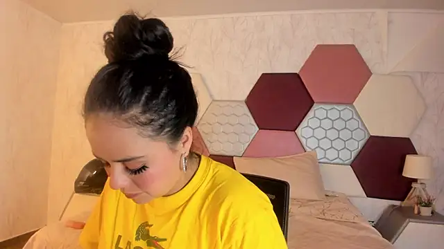 ArielleWilde online show from 12.05.25