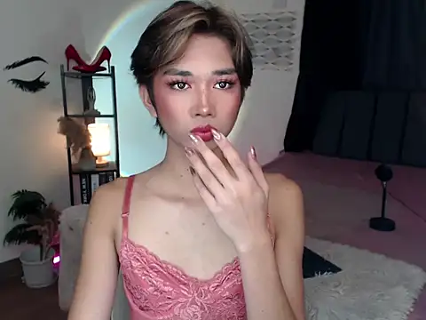 Lavictoriathegreat online show from 11.18.25