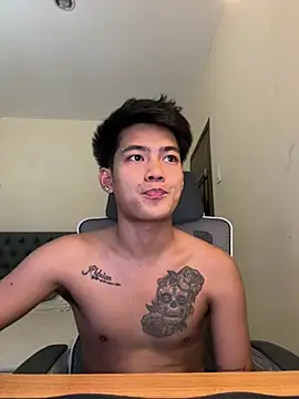 Snapshot of Prince_kiyoshi chatting on 07.13.26 Prince kiyoshi online show from 07.13.26