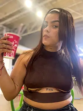 Kaily Sweet16 online show from 10.15.25