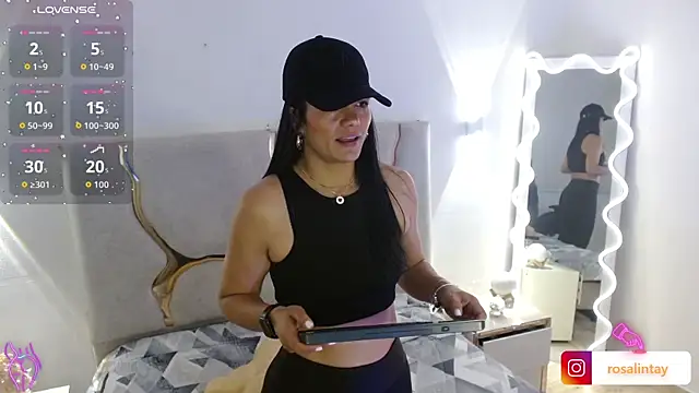 Rosalind tay online show from 10.19.25