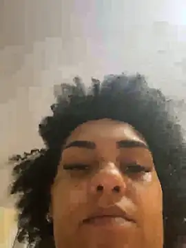 morenaluaa online show from 11.24.25