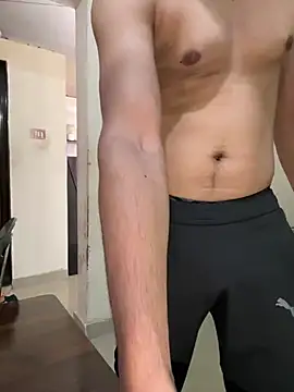 Snapshot of Saifq chatting on 02.23.26 Saifq online show from 02.23.26