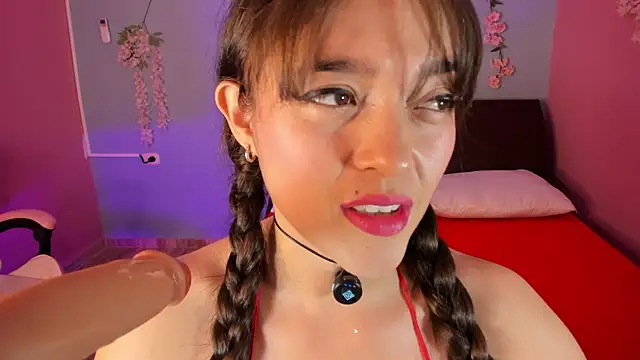 Luciemaurerr online show from 12.01.25