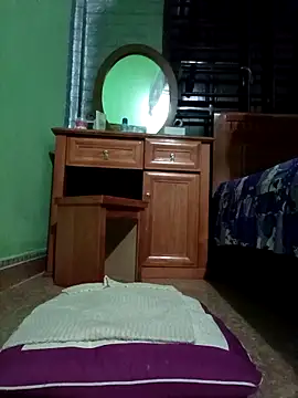 SexyQueen99 online show from 10.25.25