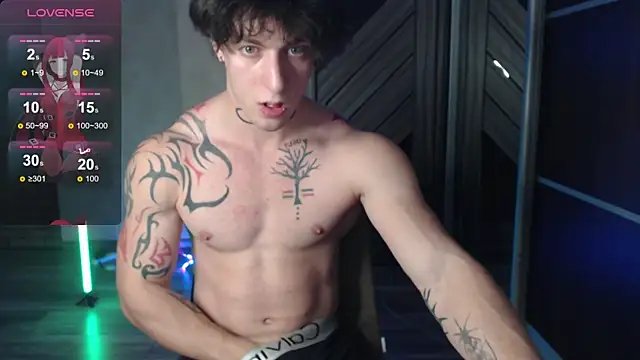 Snapshot of Brendan__Piks chatting on 11.20.25 Brendan Piks online show from 11.20.25