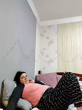 Snapshot of Sasha_cherry chatting on 11.15.25 Sasha cherry online show from 11.15.25