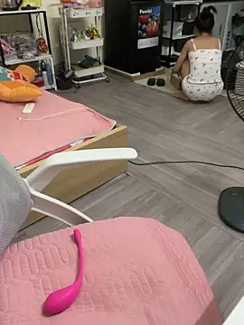 Mina048 online show from 09.28.25