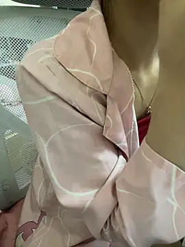 Mina048 online show from 11.29.25