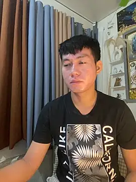 xshyboyx online show from 02.05.26