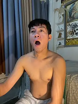 xshyboyx online show from 02.15.26