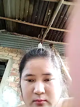 Snapshot of BigBoobs186 chatting on 11.08.25 BigBoobs186 online show from 11.08.25