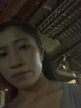 Snapshot of ThiHa003 chatting on 10.25.25 ThiHa003 online show from 10.25.25