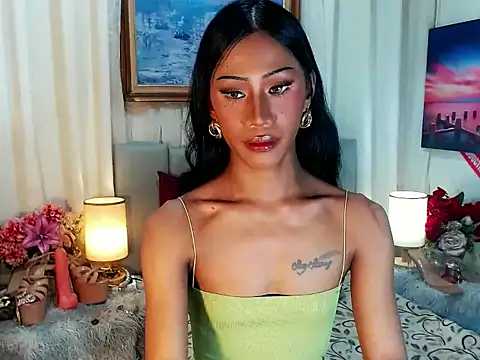 Snapshot of sassylatina chatting on 11.02.25 sassylatina online show from 11.02.25