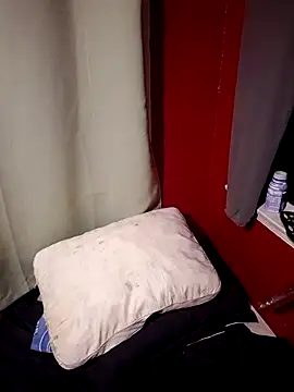 Cnutt310 online show from 10.24.25