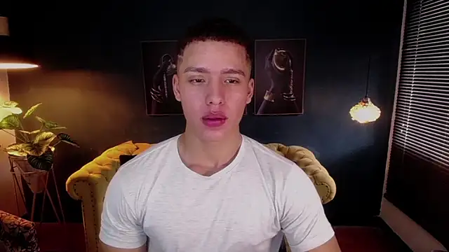 Snapshot of deivid_parker chatting on 10.27.25 deivid parker online show from 10.27.25