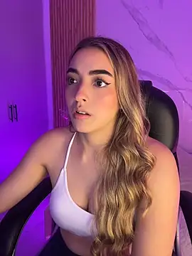 KYLIE JONES6 online show from 06.19.26