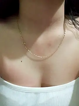 Snapshot of Mina-2468 chatting on 10.25.25 Mina-2468 online show from 10.25.25