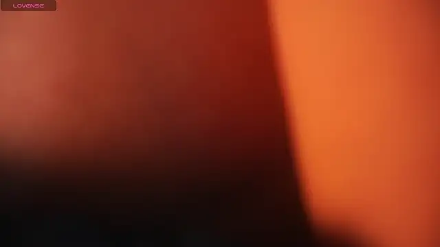 Snapshot of ambar_rosse25 chatting on 02.04.26 ambar rosse25 online show from 02.04.26