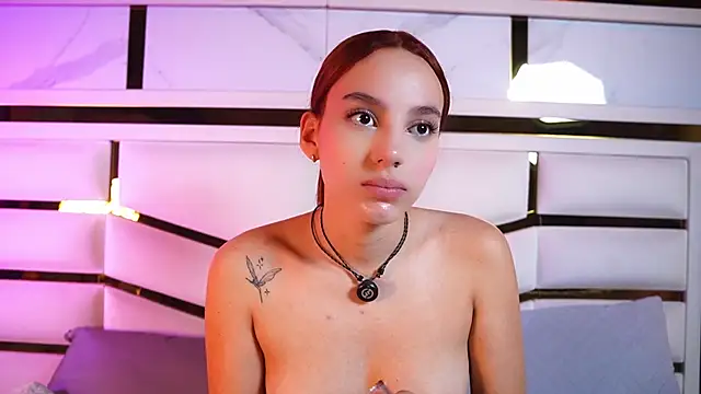 Snapshot of ambar_rosse25 chatting on 02.15.26 ambar rosse25 online show from 02.15.26