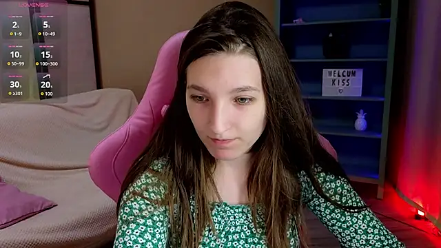 Snapshot of Mia_Myles chatting on 09.30.25 Mia Myles online show from 09.30.25