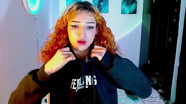 Snapshot of meghan_devil_ chatting on 09.24.25 meghan devil online show from 09.24.25