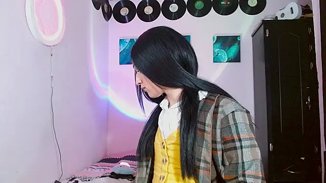 Snapshot of meghan_devil_ chatting on 11.22.25 meghan devil online show from 11.22.25