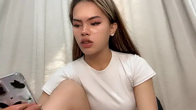 Snapshot of serpenthena_goddess chatting on 11.05.25 serpenthena goddess online show from 11.05.25