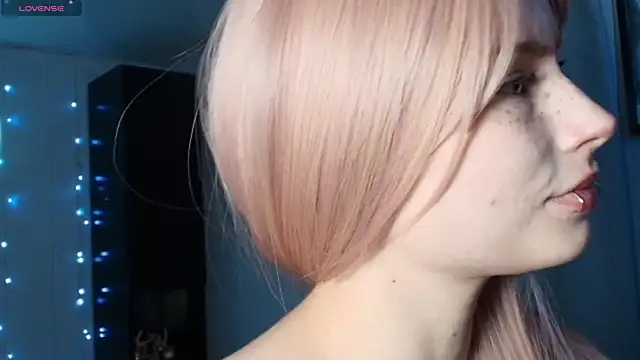 PieraMarch online show from 10.08.25