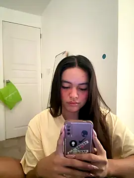 urasianlady online show from 10.23.25