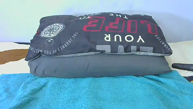 shy-lillyX22 online show from 10.29.25