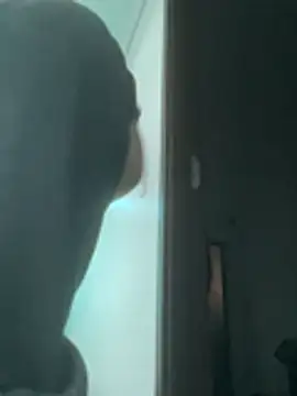 Snapshot of -Luxury chatting on 02.19.26 -Luxury online show from 02.19.26